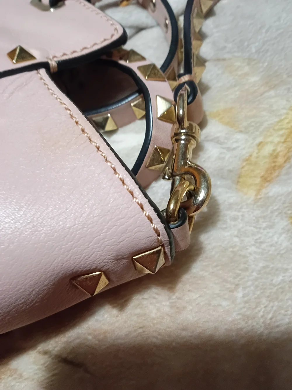 Valentino Garavani Pale Pink Leather Shoulder Bag with Gold Rockstuds
